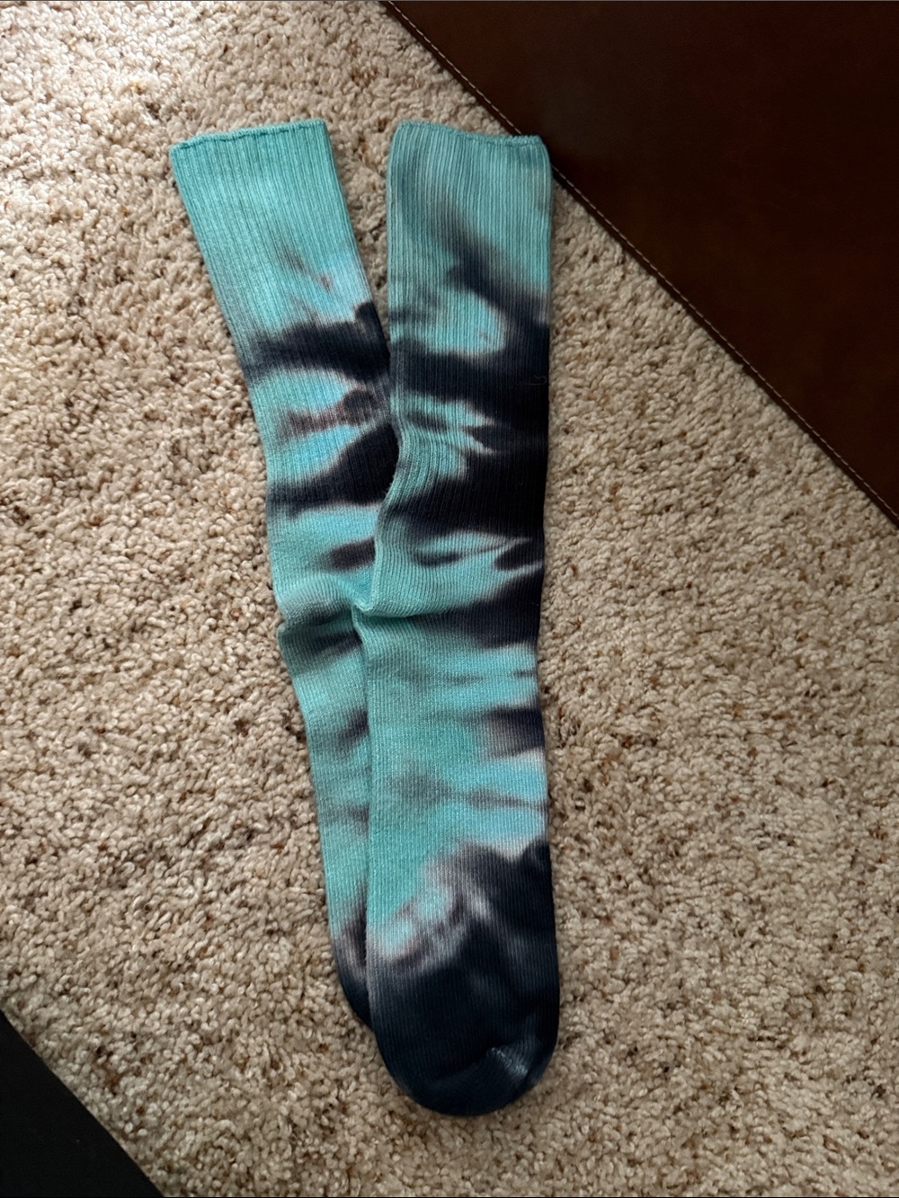 Women’s Teal and Black Tie-Dye Socks